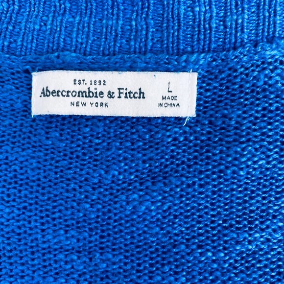 Lot of 2- Abercrombie &Fitch sweater & AugSilkTop - Picture 5 of 8